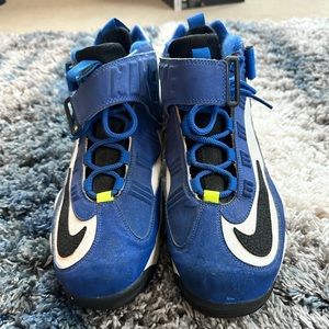 Air Griffey Max 1 “Varsity Royal” 2009 release